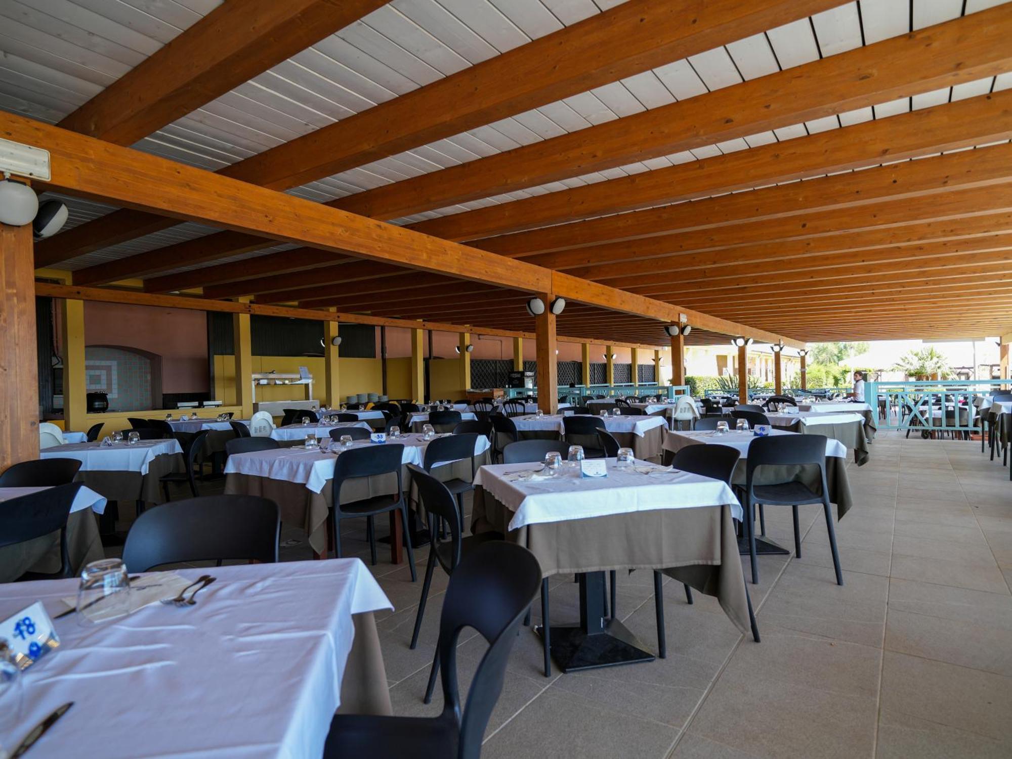 Le Tonnare Di Stintino - Beach Resort Dış mekan fotoğraf